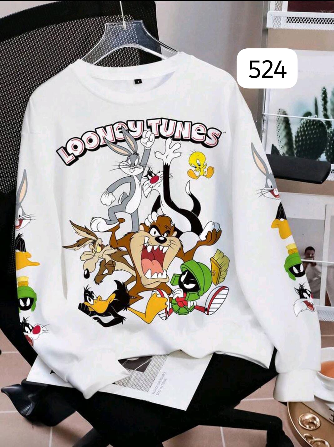 SUDADERA "LOONEY TUNES GANG" - CREWNECK RETRO CON MANGAS ESTAMPADAS